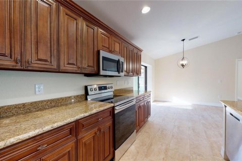 Casa en venta en North Port, Florida, 3 dormitorios, 178.56 m2 № 2231582 - foto 17