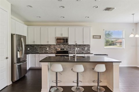 Villa ou maison à vendre à Lakeland, Floride: 4 chambres, 226.31 m2 № 2431916 - photo 9