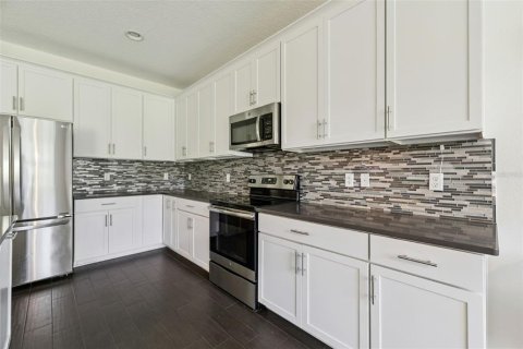 Villa ou maison à vendre à Lakeland, Floride: 4 chambres, 226.31 m2 № 2431916 - photo 10