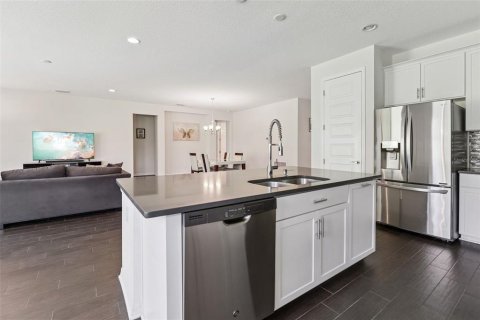 Villa ou maison à vendre à Lakeland, Floride: 4 chambres, 226.31 m2 № 2431916 - photo 13