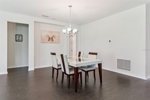 Villa ou maison à vendre à Lakeland, Floride: 4 chambres, 226.31 m2 № 2431916 - photo 16