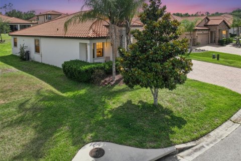 Villa ou maison à vendre à Lakeland, Floride: 4 chambres, 226.31 m2 № 2431916 - photo 5