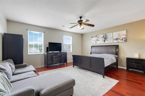 House in Apopka, Florida 4 bedrooms, 230.3 sq.m. № 1762143 - photo 19