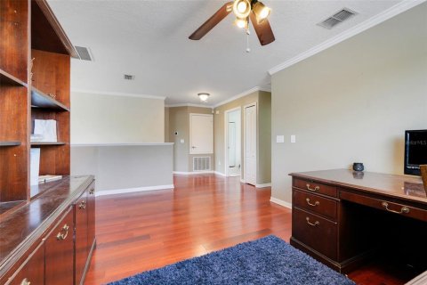 House in Apopka, Florida 4 bedrooms, 230.3 sq.m. № 1762143 - photo 18
