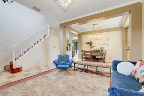 House in Apopka, Florida 4 bedrooms, 230.3 sq.m. № 1762143 - photo 8