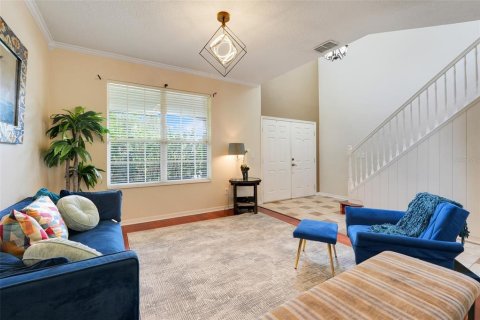 House in Apopka, Florida 4 bedrooms, 230.3 sq.m. № 1762143 - photo 6