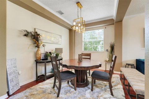 House in Apopka, Florida 4 bedrooms, 230.3 sq.m. № 1762143 - photo 10