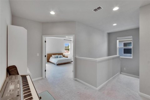 House in Tampa, Florida 4 bedrooms, 239.59 sq.m. № 1751880 - photo 22