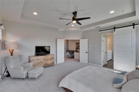 House in Tampa, Florida 4 bedrooms, 239.59 sq.m. № 1751880 - photo 25