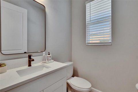 House in Tampa, Florida 4 bedrooms, 239.59 sq.m. № 1751880 - photo 7