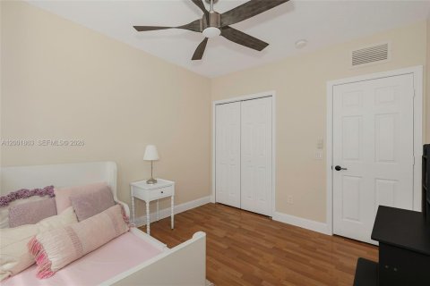 Condo in Miramar, Florida, 3 bedrooms  № 2065925 - photo 24