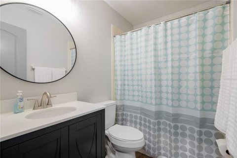 Condo in Port Charlotte, Florida, 2 bedrooms № 2233772 - photo 8
