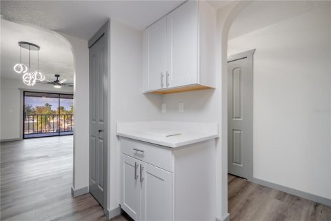 Condo in Port Charlotte, Florida, 2 bedrooms № 2233772 - photo 15
