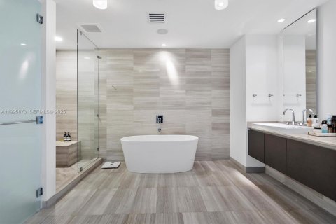 Condo in Aventura, Florida, 3 bedrooms  № 2089166 - photo 11