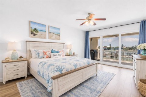 Condominio en venta en Saint Pete Beach, Florida, 3 dormitorios, 206.61 m2 № 2224536 - foto 21