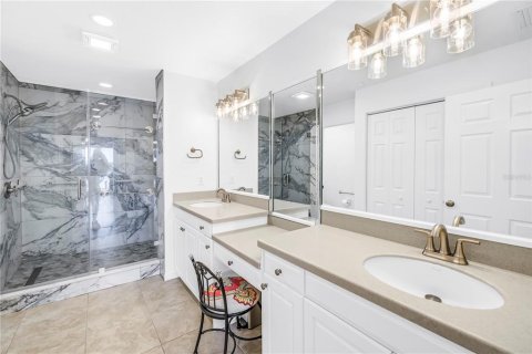 Condominio en venta en Saint Pete Beach, Florida, 3 dormitorios, 206.61 m2 № 2224536 - foto 27