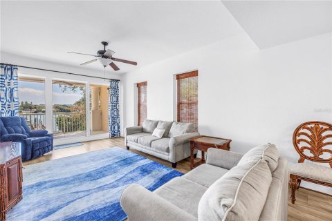 Condominio en venta en Saint Pete Beach, Florida, 3 dormitorios, 206.61 m2 № 2224536 - foto 17