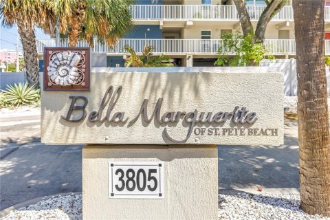 Condominio en Saint Pete Beach, Florida, 3 dormitorios  № 2224536