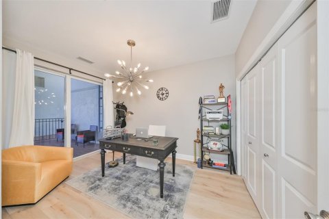 Condo in Apollo Beach, Florida, 4 bedrooms  № 1555117 - photo 27