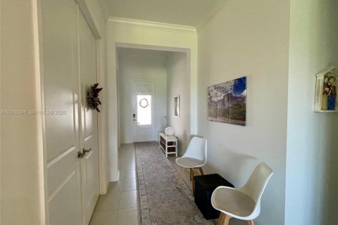 Villa ou maison à vendre à Port St. Lucie, Floride: 3 chambres, 188.78 m2 № 2084847 - photo 5