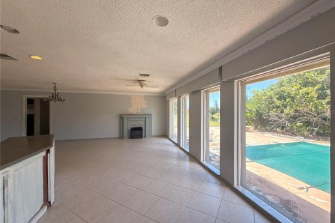 House in Rotonda, Florida 3 bedrooms, 187.66 sq.m. № 2150203 - photo 6