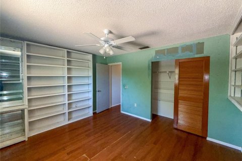 House in Rotonda, Florida 3 bedrooms, 187.66 sq.m. № 2150203 - photo 15