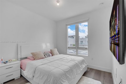 Adosado en venta en Doral, Florida, 4 dormitorios, 172.98 m2 № 1966028 - foto 30