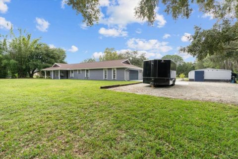 House in Cocoa, Florida 3 bedrooms, 195.28 sq.m. № 1430309 - photo 1