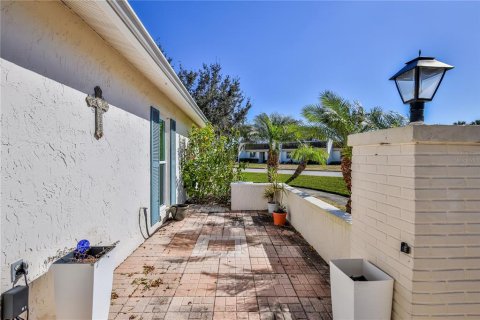 Condo in Port Richey, Florida, 2 bedrooms  № 2145030 - photo 6