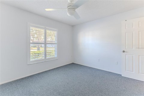 Condo in Port Richey, Florida, 2 bedrooms  № 2145030 - photo 29