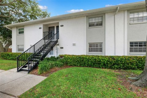 Copropriété à vendre à Tampa, Floride: 2 chambres, 72.56 m2 № 1916946 - photo 3