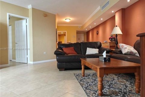 Copropriété à vendre à Miami, Floride: 2 chambres, 91.97 m2 № 2041744 - photo 10