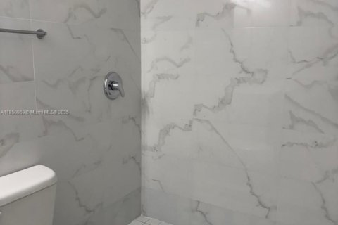 Copropriété à louer à Hialeah, Floride: 3 chambres, 115.2 m2 № 1961458 - photo 6