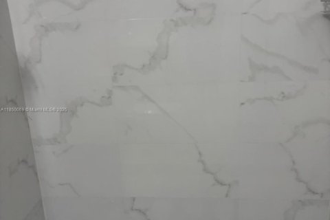 Copropriété à louer à Hialeah, Floride: 3 chambres, 115.2 m2 № 1961458 - photo 4