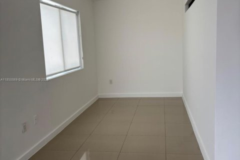 Copropriété à louer à Hialeah, Floride: 3 chambres, 115.2 m2 № 1961458 - photo 8