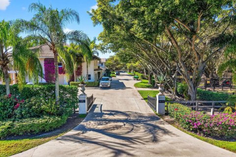 Casa en venta en Wellington, Florida, 13 dormitorios, 494.05 m2 № 2249174 - foto 16