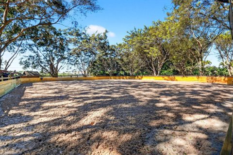 Casa en venta en Wellington, Florida, 13 dormitorios, 494.05 m2 № 2249174 - foto 27