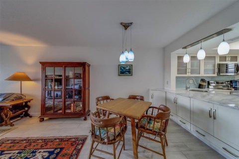 Copropriété à louer à Treasure Island, Floride: 2 chambres, 103.12 m2 № 1681470 - photo 14