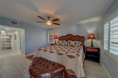 Copropriété à louer à Treasure Island, Floride: 2 chambres, 103.12 m2 № 1681470 - photo 21