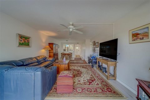 Copropriété à louer à Treasure Island, Floride: 2 chambres, 103.12 m2 № 1681470 - photo 18
