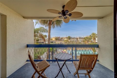 Copropriété à louer à Treasure Island, Floride: 2 chambres, 103.12 m2 № 1681470 - photo 19