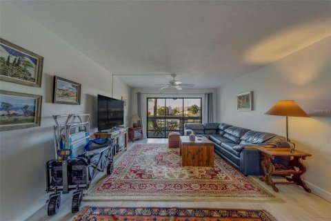 Copropriété à louer à Treasure Island, Floride: 2 chambres, 103.12 m2 № 1681470 - photo 16