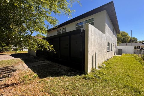 Купить виллу или дом в Киссимми, Флорида 9 комнат, 233.18м2, № 2117955 - фото 15