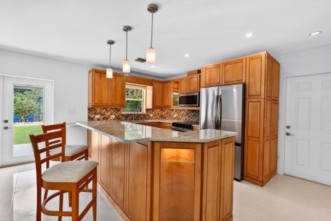 Villa ou maison à vendre à Wilton Manors, Floride: 2 chambres, 108.6 m2 № 2083950 - photo 9
