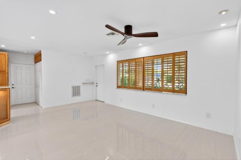 Villa ou maison à vendre à Wilton Manors, Floride: 2 chambres, 108.6 m2 № 2083950 - photo 18
