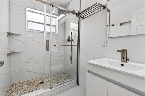 Villa ou maison à vendre à Wilton Manors, Floride: 2 chambres, 108.6 m2 № 2083950 - photo 30