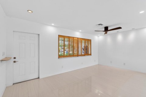 Villa ou maison à vendre à Wilton Manors, Floride: 2 chambres, 108.6 m2 № 2083950 - photo 14