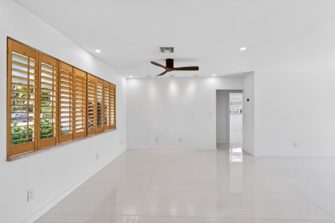 Villa ou maison à vendre à Wilton Manors, Floride: 2 chambres, 108.6 m2 № 2083950 - photo 20