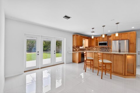 Villa ou maison à vendre à Wilton Manors, Floride: 2 chambres, 108.6 m2 № 2083950 - photo 19
