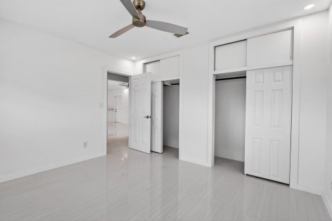 Villa ou maison à vendre à Wilton Manors, Floride: 2 chambres, 108.6 m2 № 2083950 - photo 29